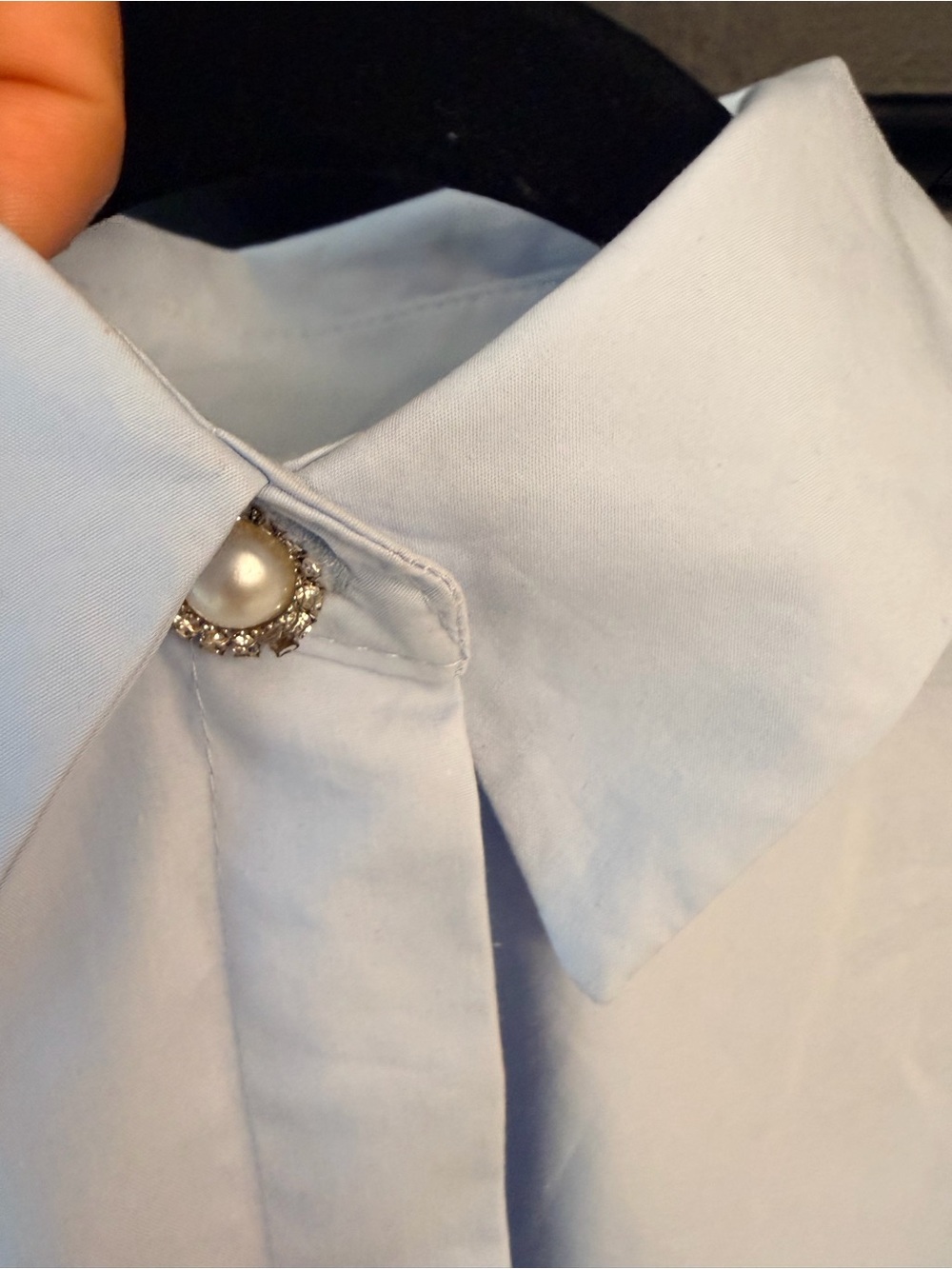 ZARA Light Blue Cropped Button-Front Shirt with Tie Sleeves - Picture 5 of 5